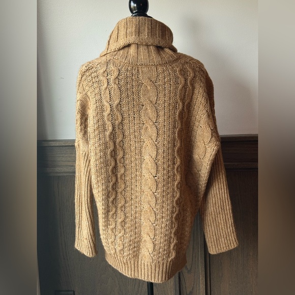 Silvia Novelli Cozy Oversized Cable Knit Cowl Neck Sweater Camel Large - Picture 3 of 7